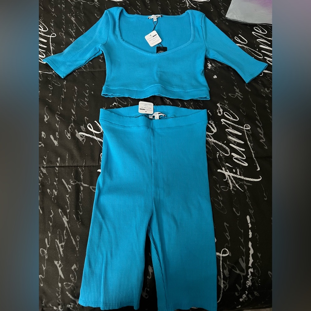 Two piece set